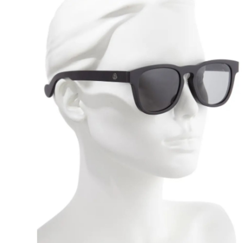 MONCLER 47 MM mm Square Sunglasses